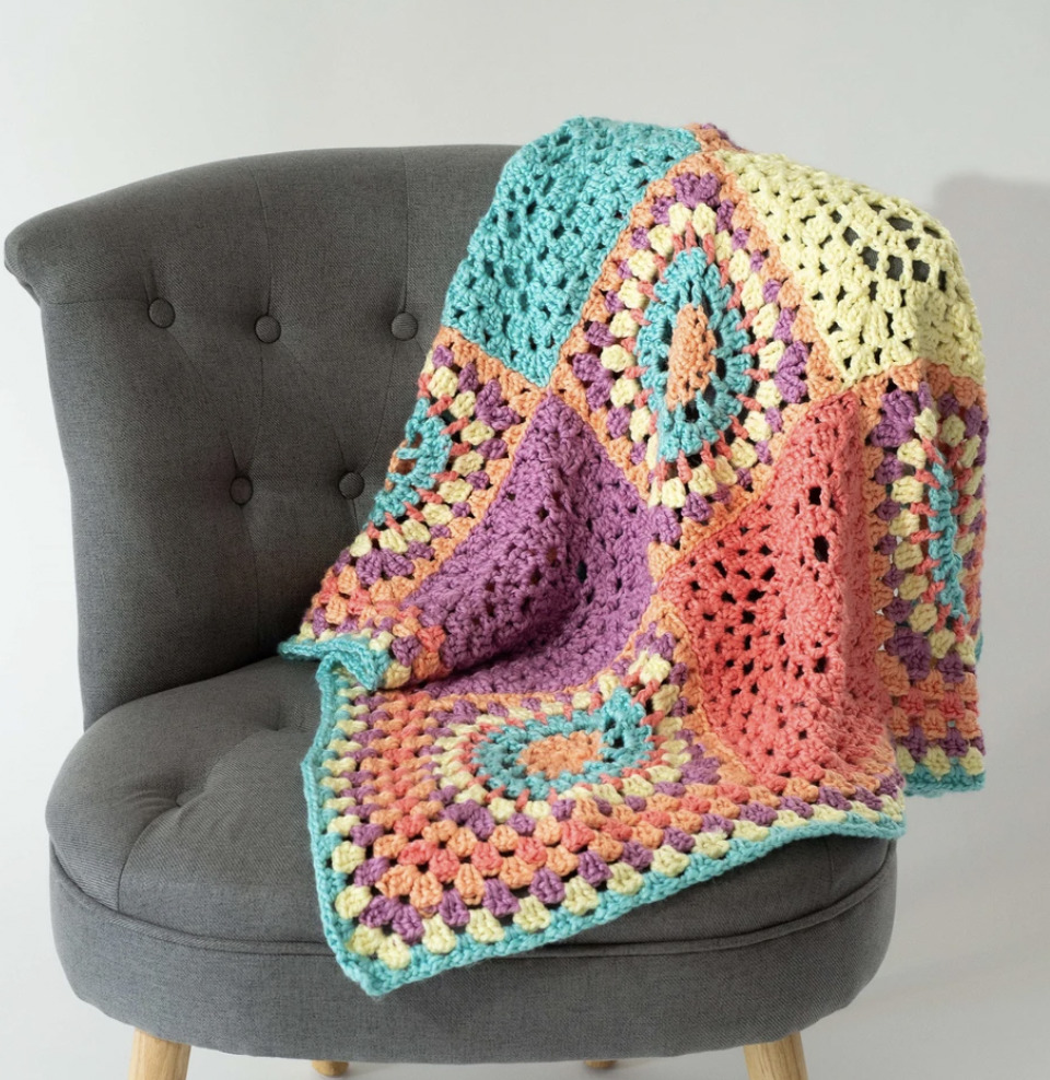 20 Free Crochet Baby Blanket Patterns for Bulky Yarn - Crafting