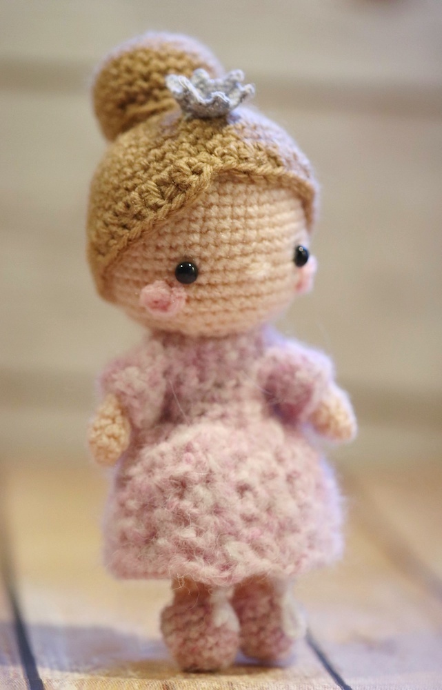 Suggestions on yarn for an amigurumi doll? This is Caron Simply Soft but it  is fuzzy as I crochet. This is inky my 2nd doll ever and my prototype for  what I