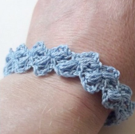 25 Free Crochet Bracelet Patterns For Beginners - Patterns Hub