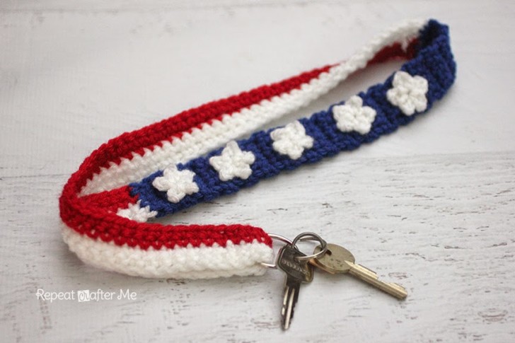 How to Crochet a Lanyard Keychain - Heart Hook Home
