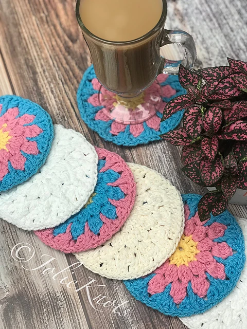 Beginner-Friendly Daisy Flower Coaster - FREE Pattern + Video Tutorial -  Hayhay Crochet