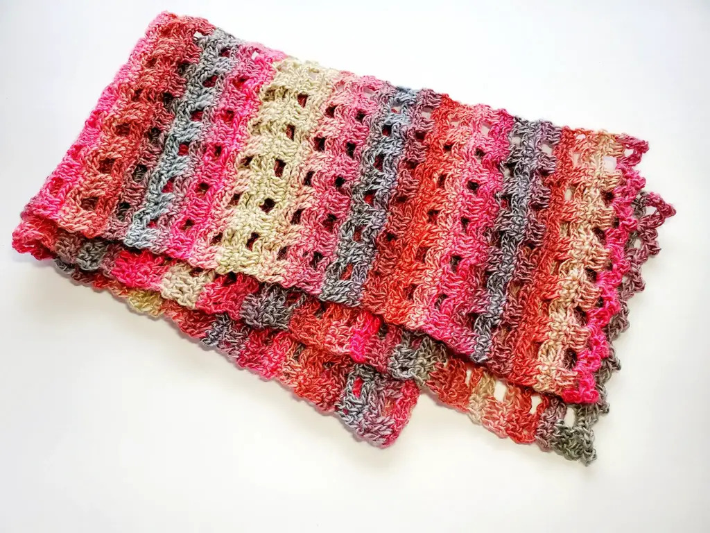 Red Heart Heartwarming Crochet Scarf Pattern