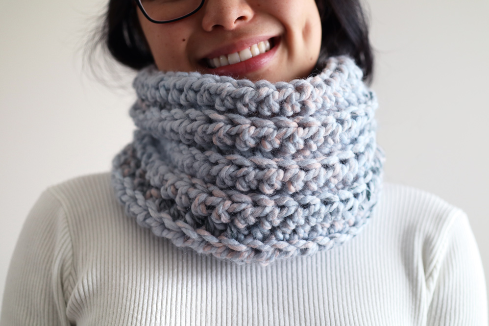 crochet chunky infinity scarf