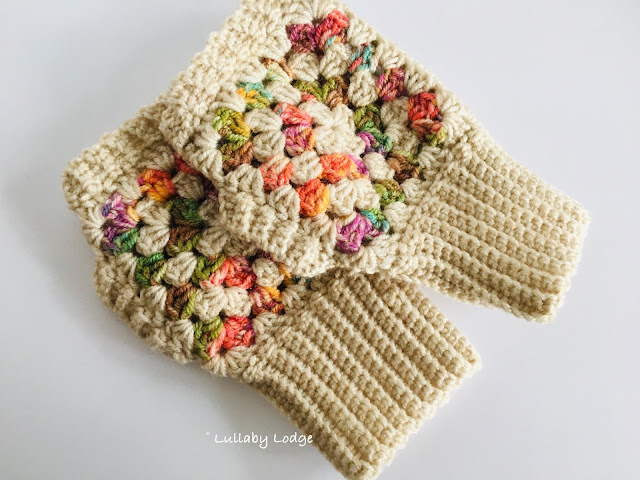 Free, Easy, Simple Crochet Fingerless Gloves Pattern - Simply Hooked by  Janet